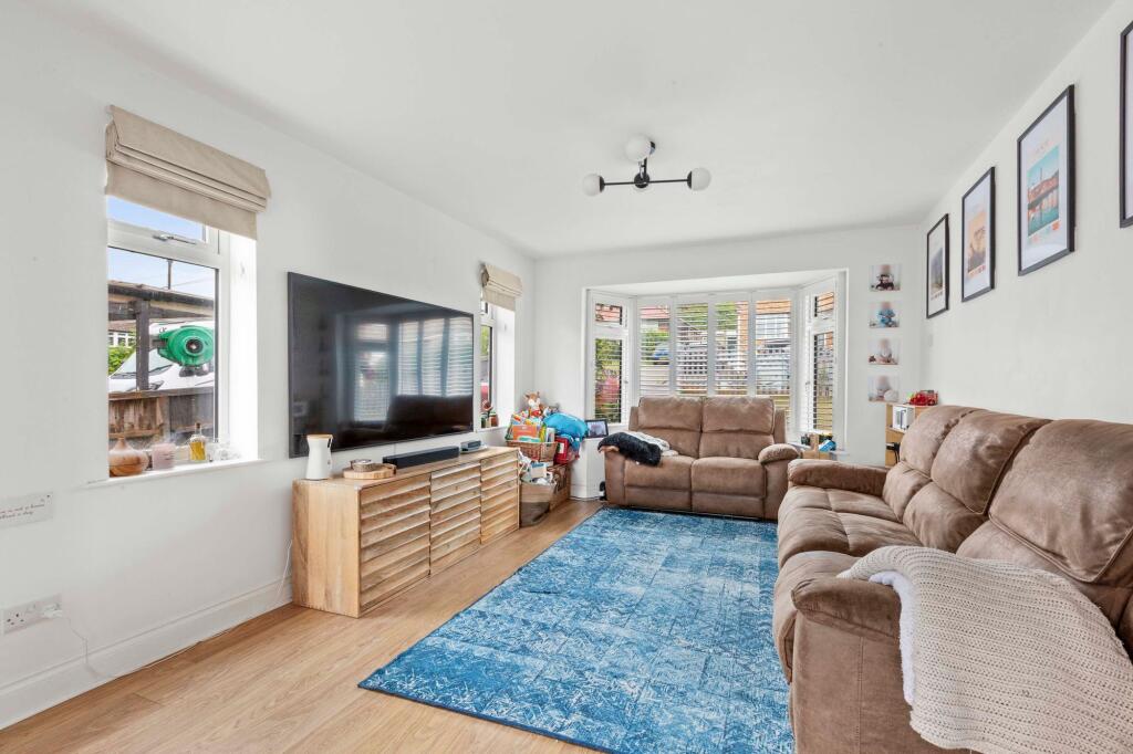 House in Hemel Hempstead - View 3