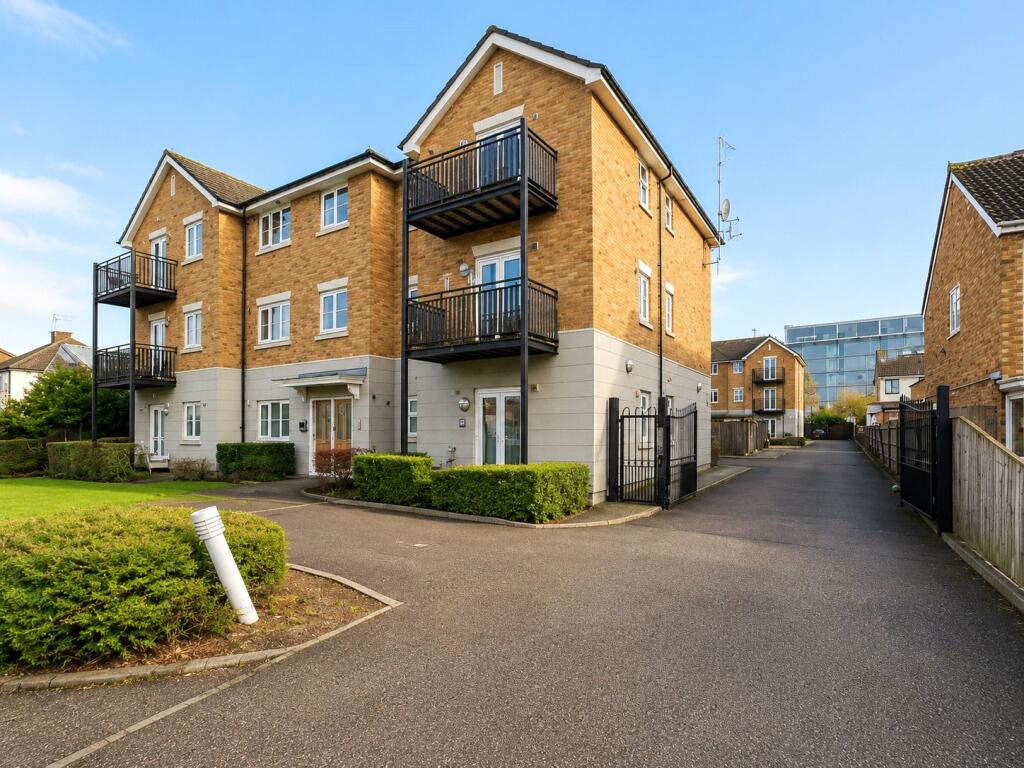 Main image of property: New Road, Harlington, Greater London, UB3