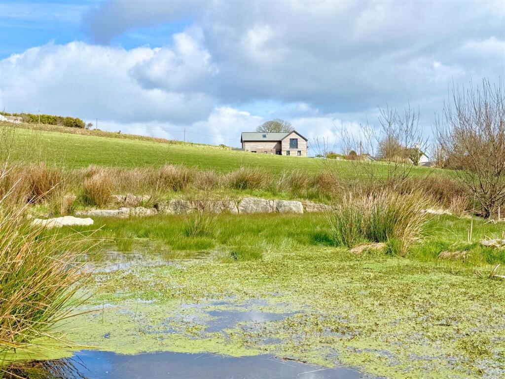 Only 3 Miles from Falmouth, Trenoweth, Nr Penryn photo 4