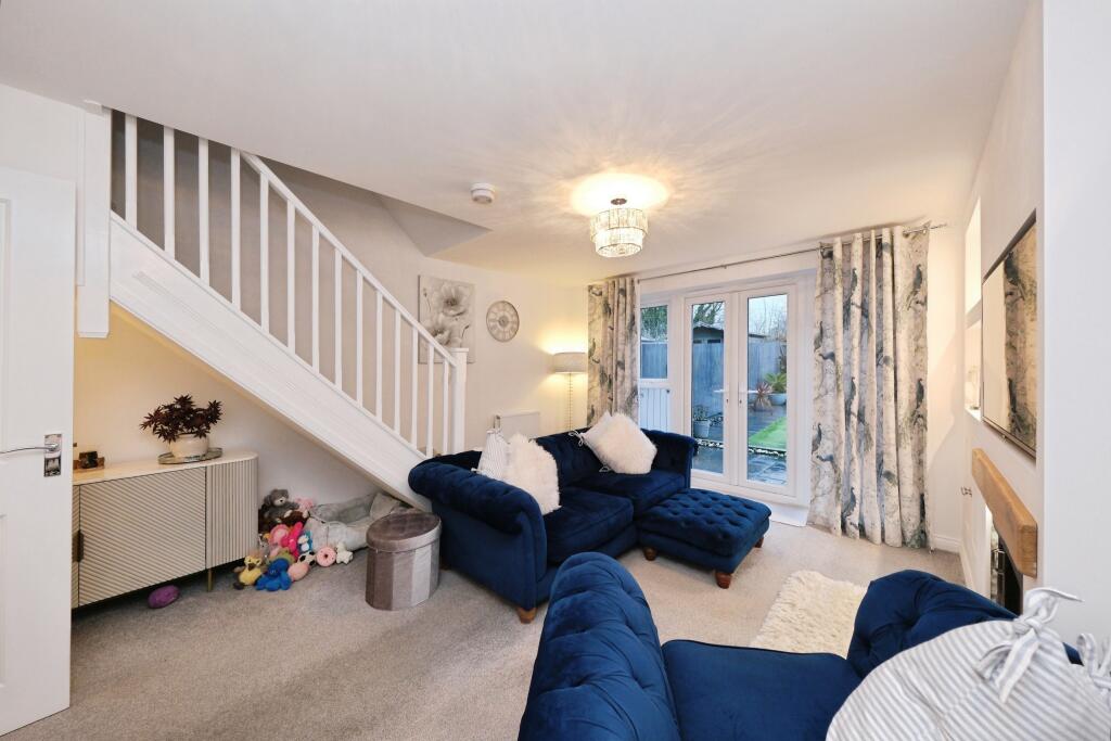 House in Mansfield, Nottinghamshire - View 6