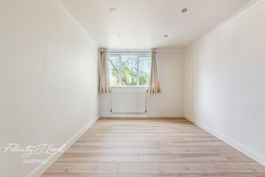 Main image of property: Commercial Road, London E1