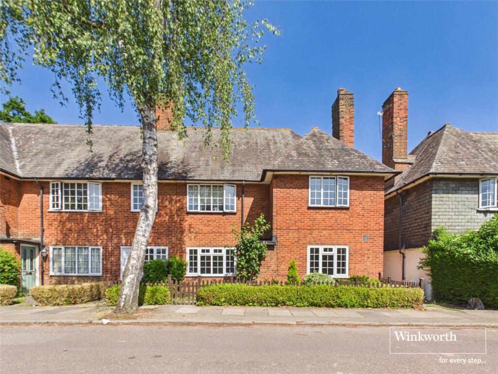 Main image of property: Roe Lane, Kingsbury, London, NW9