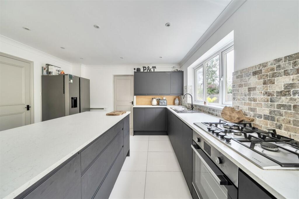 House in Portsmouth - View 5
