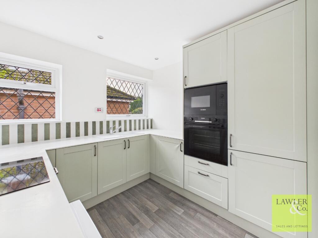 High Meadows, Romiley, Stockport, Cheshire, SK6 4PT photo 3
