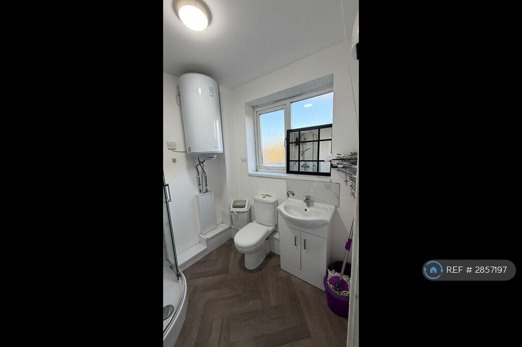 Additional image 13 of Birmingham, Birmingham, B11