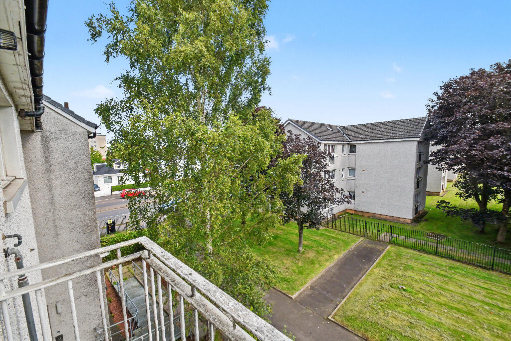 Apartment in Glasgow - View 4