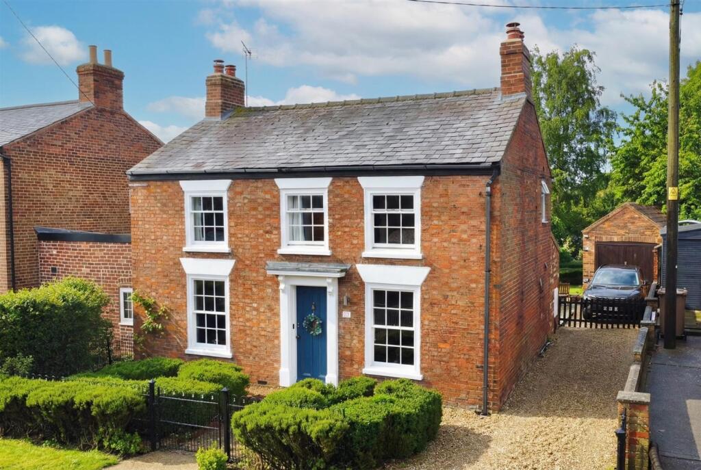 Main image of property: Fosse Lane, Thorpe-On-The-Hill, Lincoln