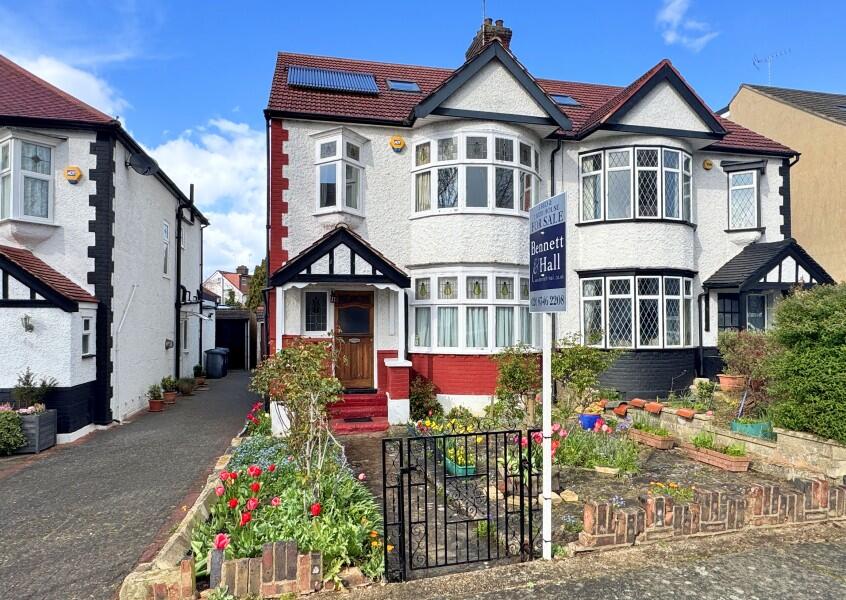 Main image of property: HENDALE AVENUE, HENDON, NW4