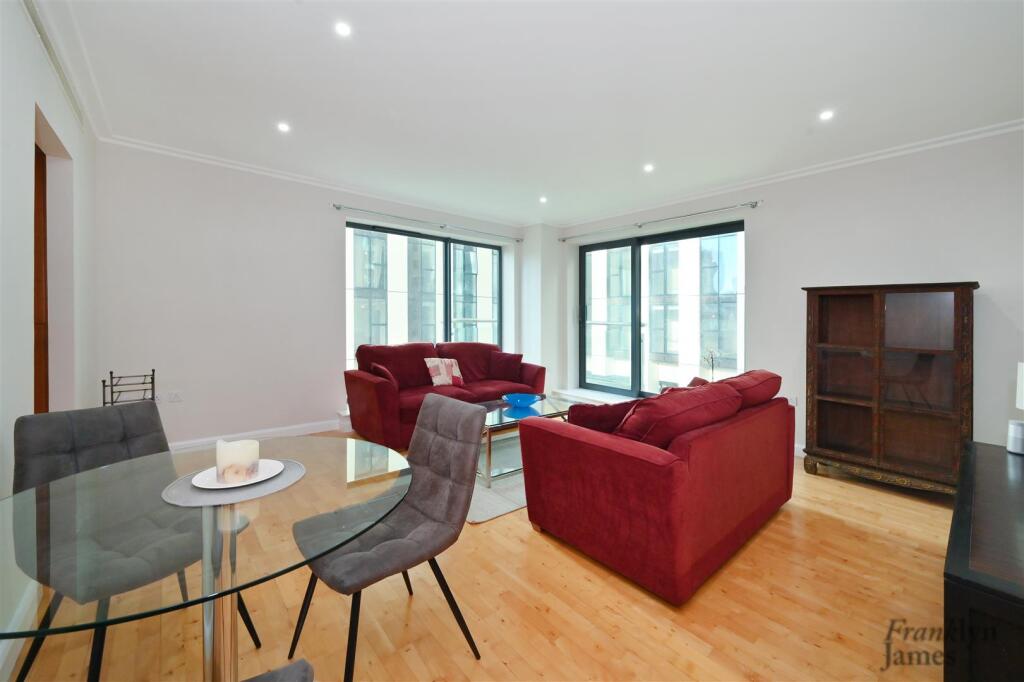 Apartment in London - View 3