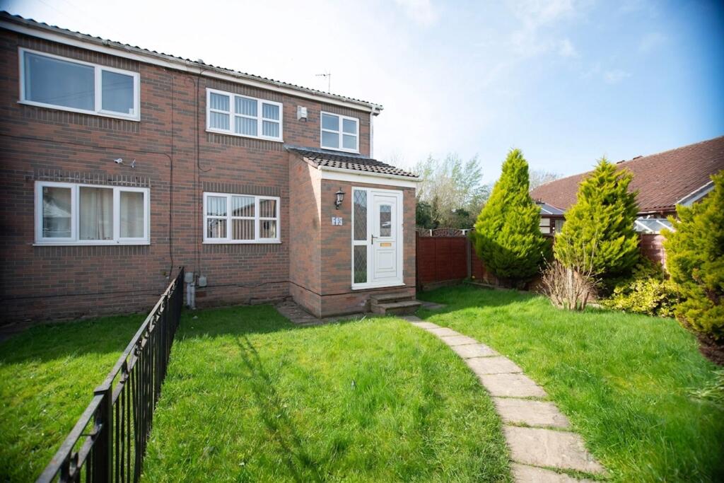 Main image of property: Dunnock Close, Hull, HU8