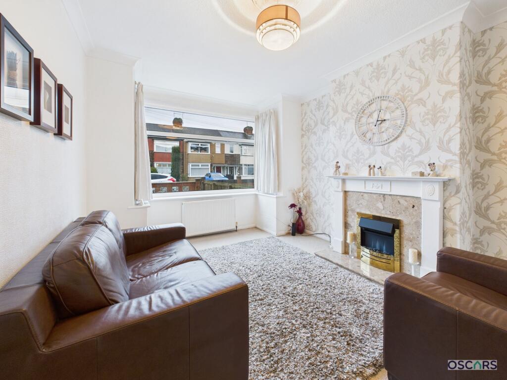House in Hull - View 3