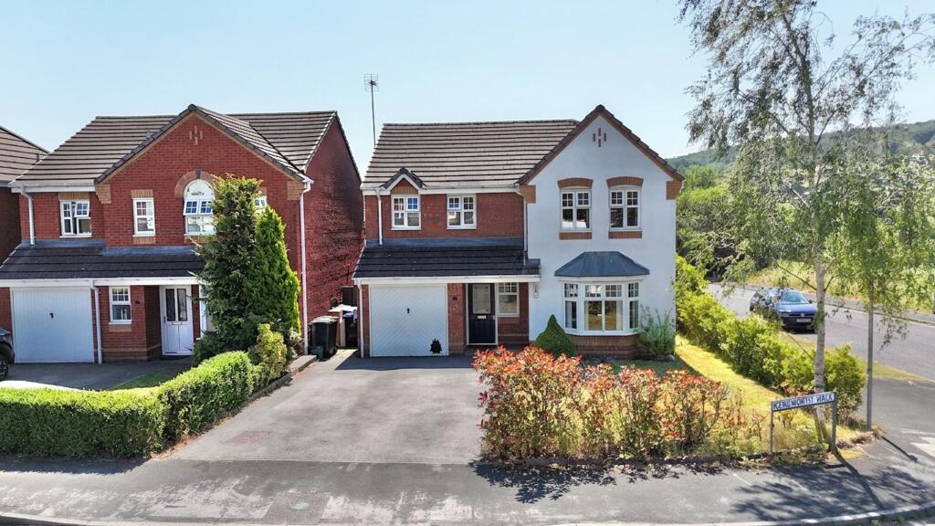 Main image of property: Kenilworth Walk, Cheadle, ST10