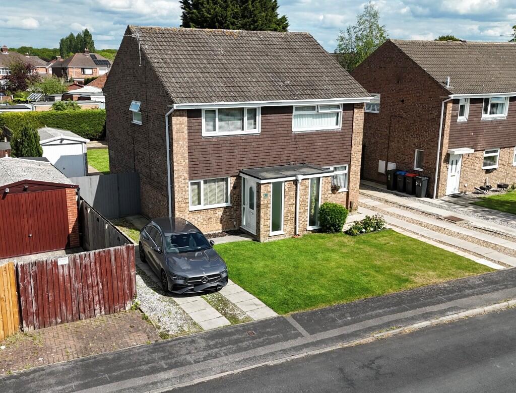 Main image of property: Blackthorne Avenue, Ellesmere Port, Cheshire, CH66