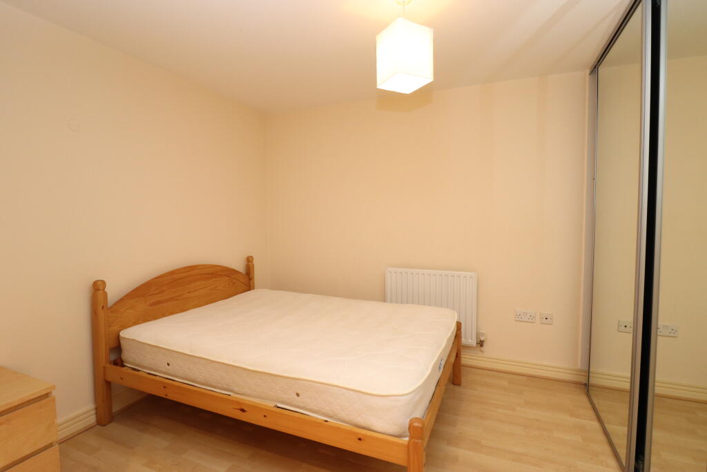 Apartment in Birmingham, West Midlands - View 5