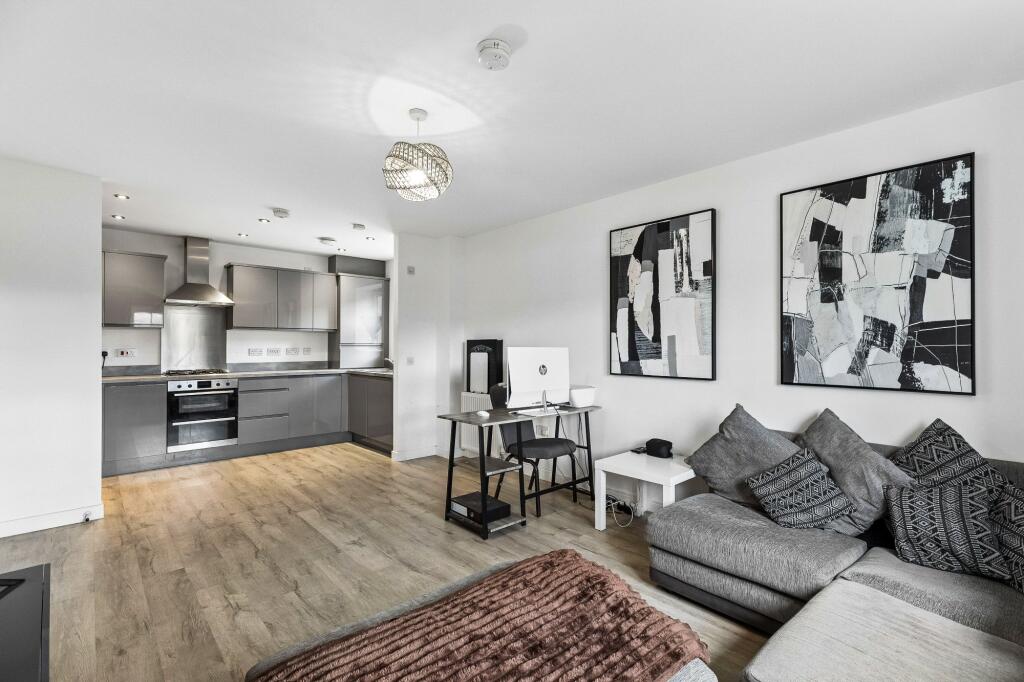 Apartment in Glasgow - More