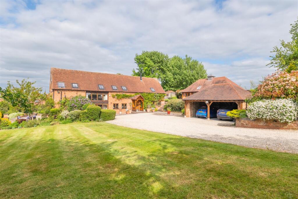 Main image of property: The Barn, Fir Tree Farm, Bascote, Southam