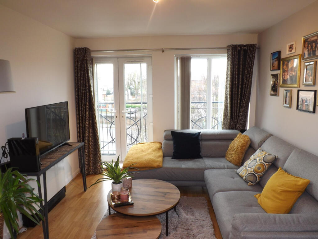 Apartment in Nottingham - View 5