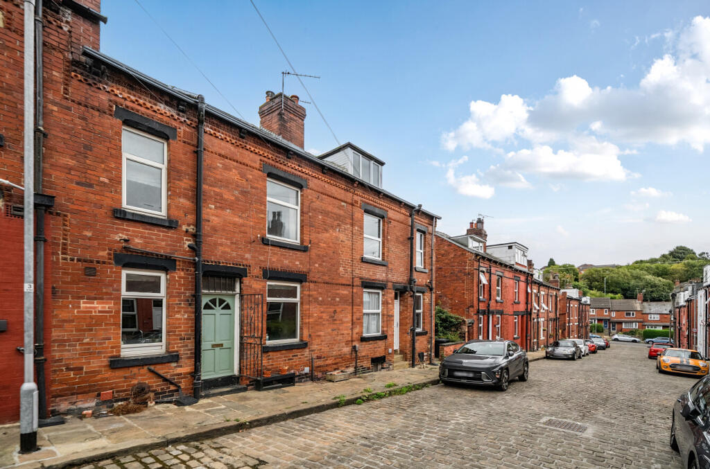Main image of property: Vicarage Street, Leeds, LS5