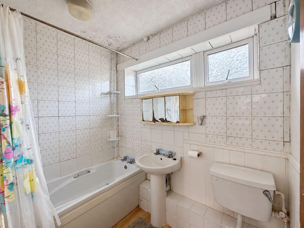 Apartment in Walsall - More
