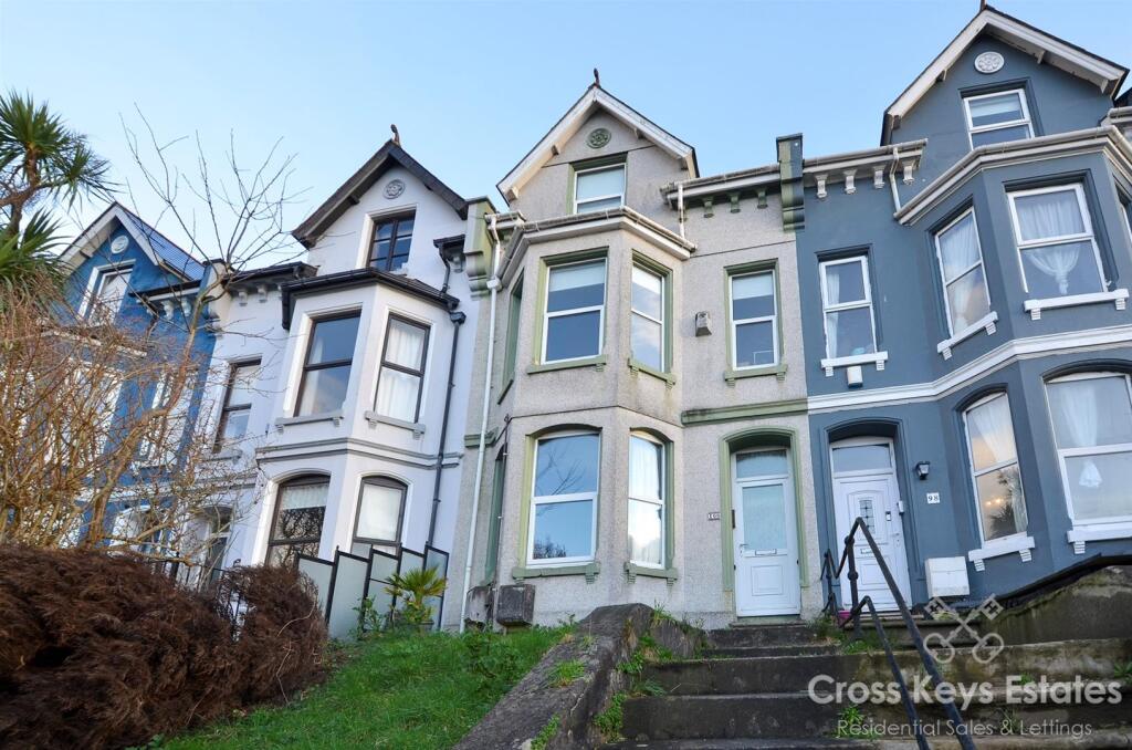 1-bed flat on Saltash Road, Keyham, £80,000