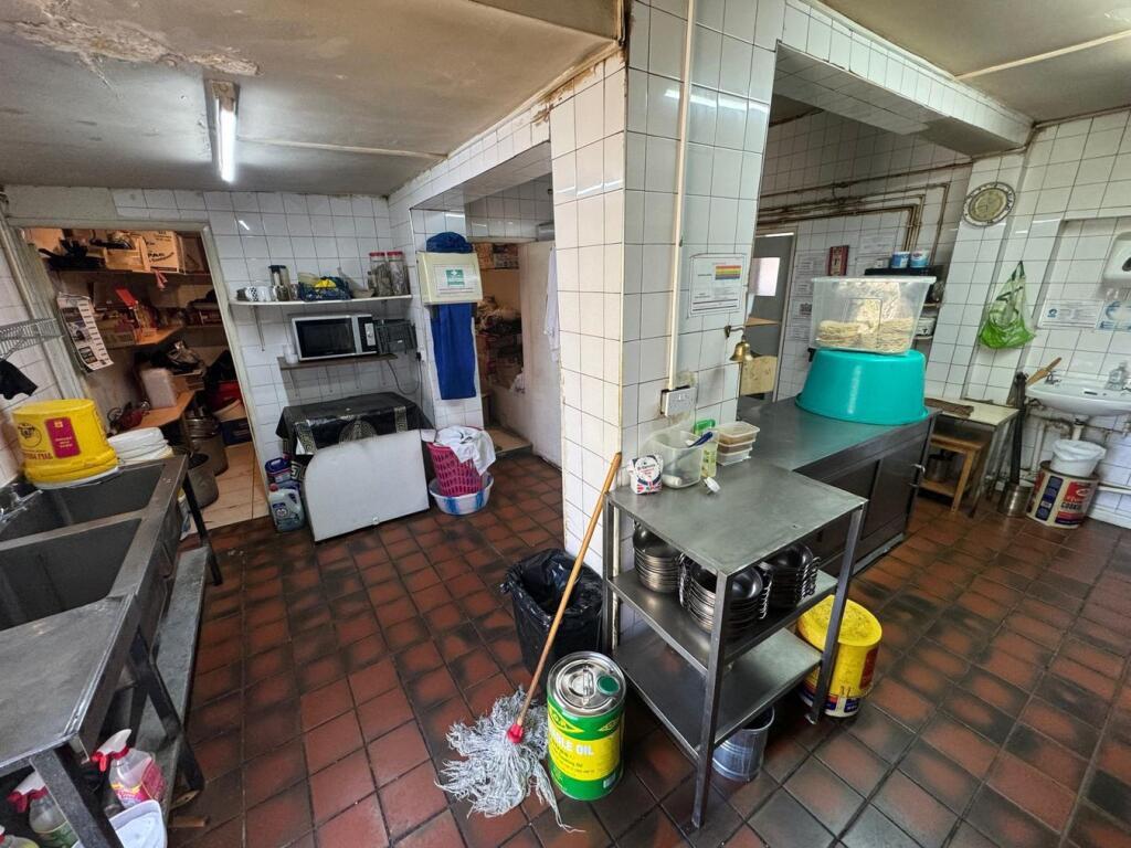 Restaurant Business For Sale, Stirchley, Birmingham, B30 - Więcej