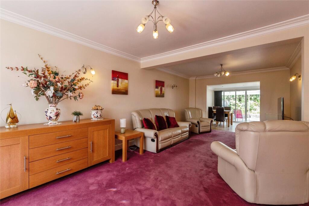 House in Romford - View 4