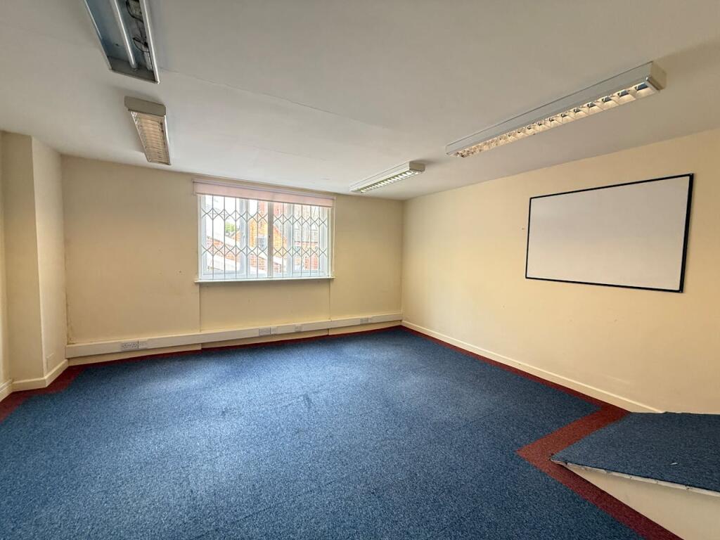 Additional image 6 of 44 High Street, Bromsgrove, B61 8HQ