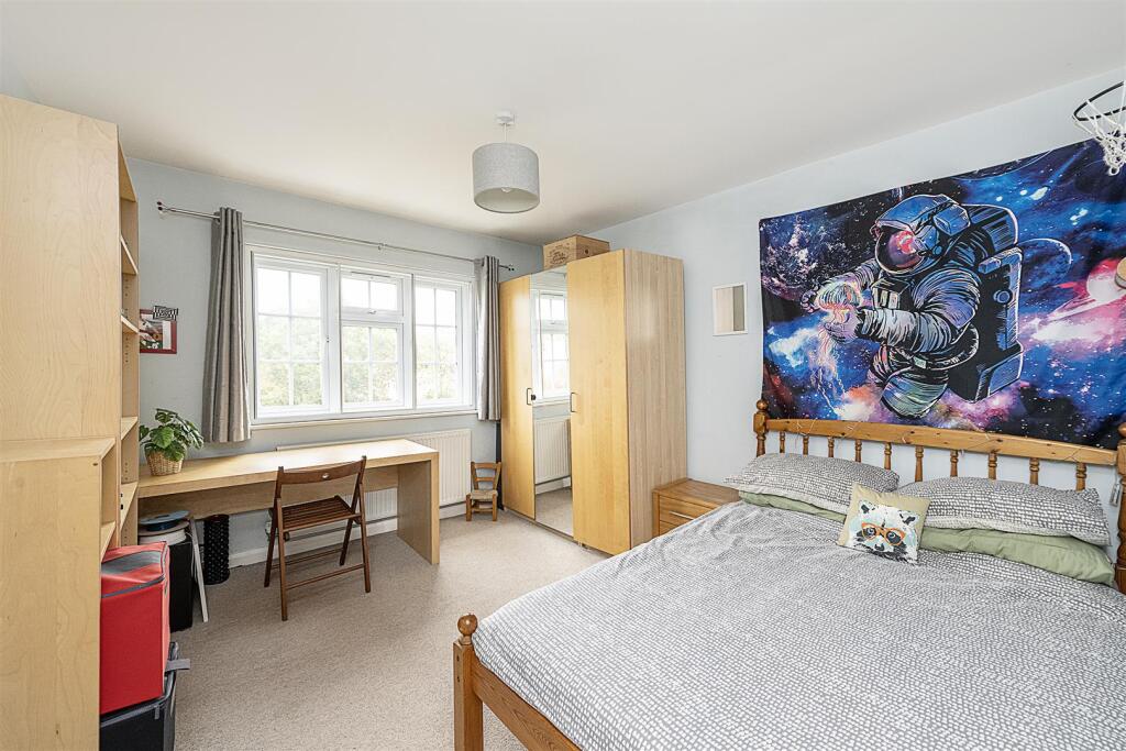 Additional image 9 of Luton Road, Harpenden