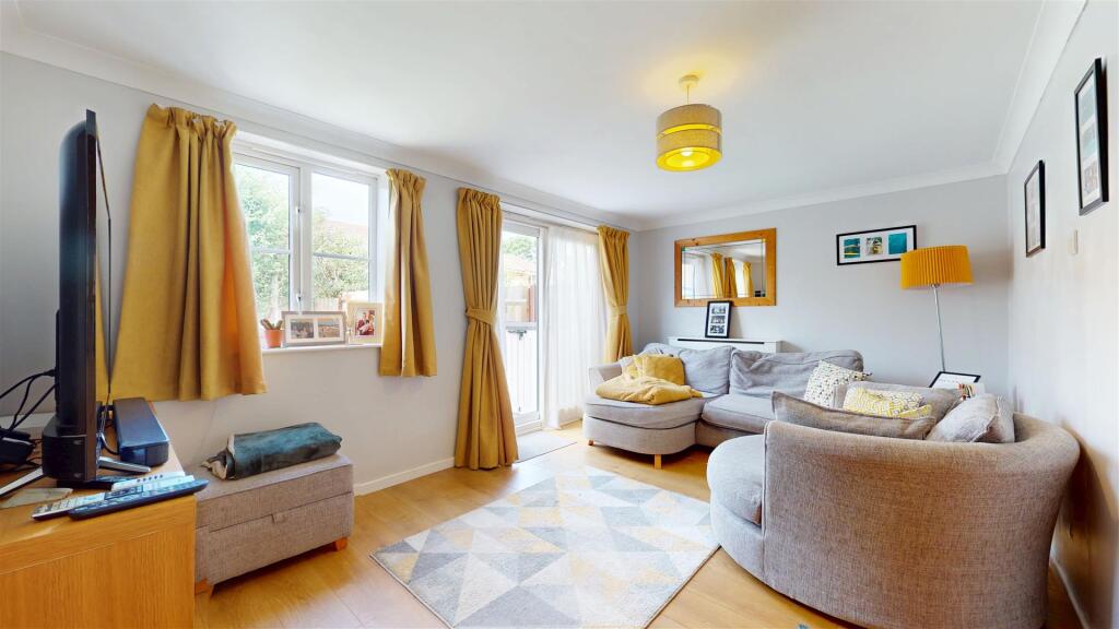 House in Milton Keynes, Monkston, Kents Hill, Monkston and Brinklow - View 2