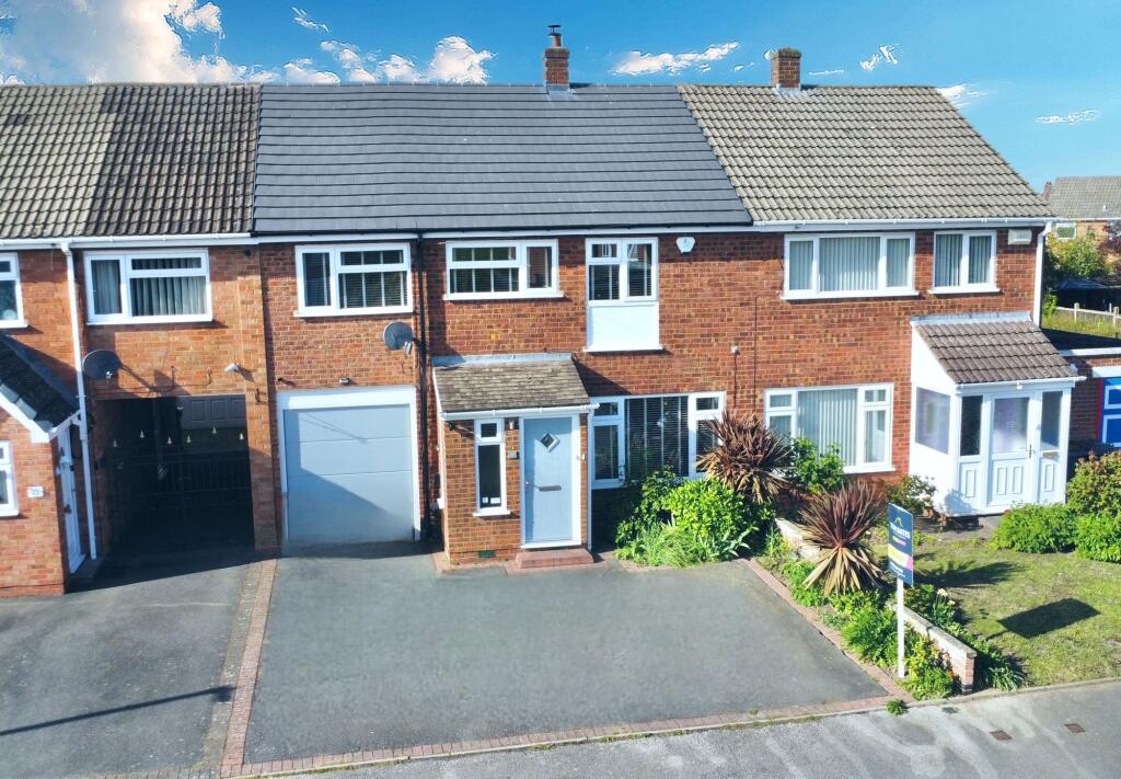 Main image of property: Charnwood Avenue, Nuneaton, CV10