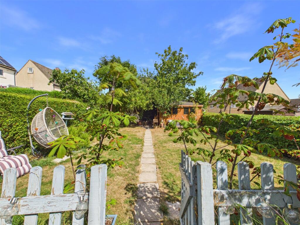 House in Stroud, Cainscross - View 4
