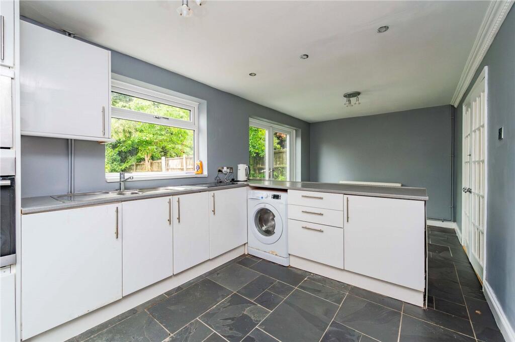 Ashdale Road, Wrockwardine Wood, TF2 photo 2