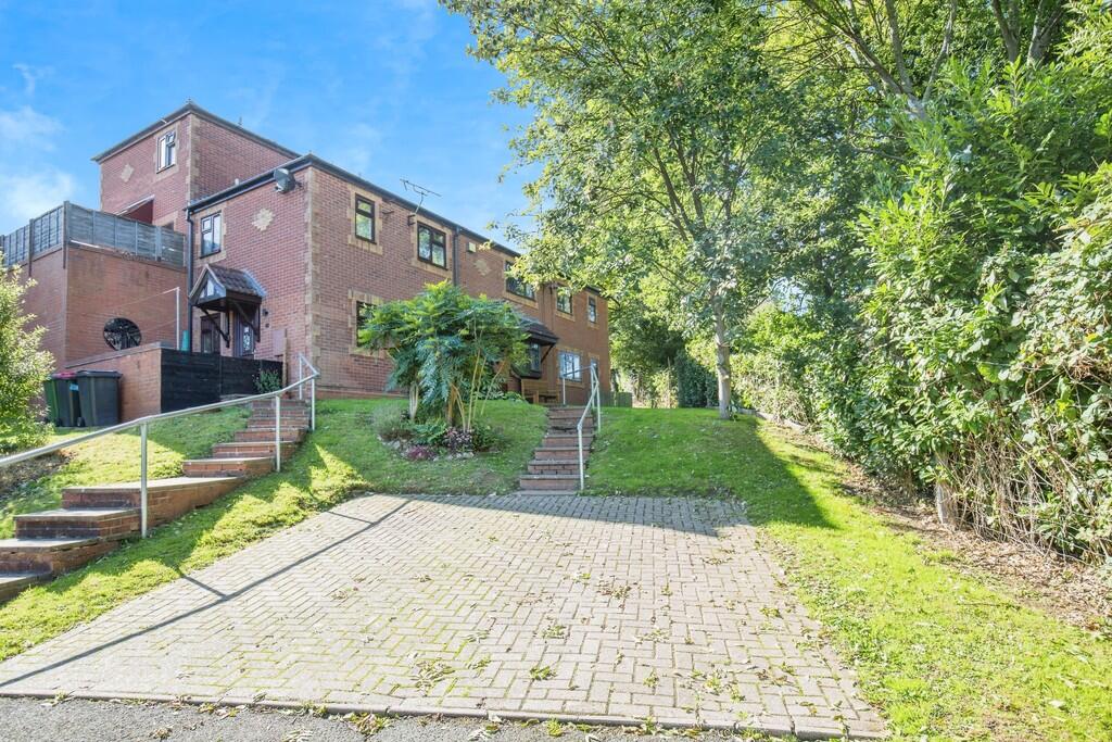 House in North Warwickshire, Polesworth CP - View 3