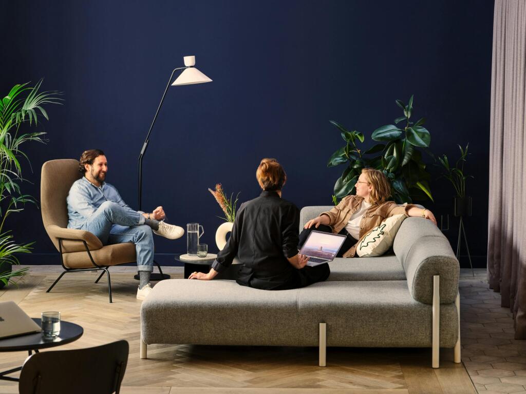 Lounge.jpg