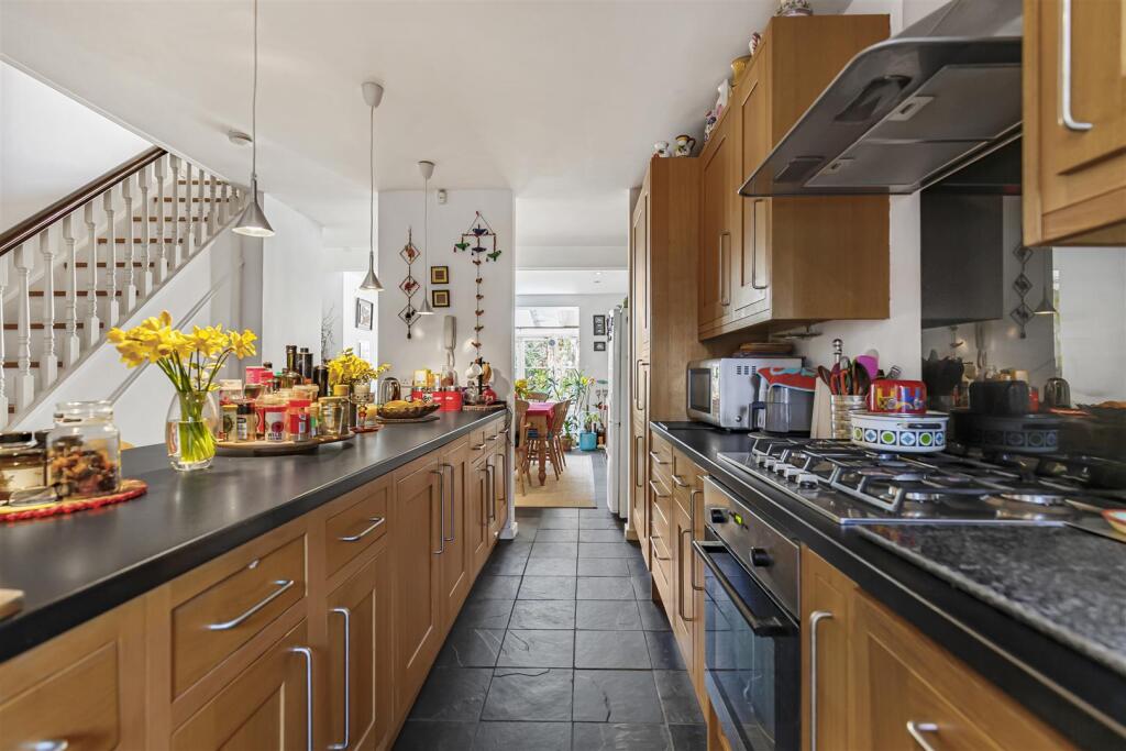 Pentlow Street, Putney, SW15 photo 2