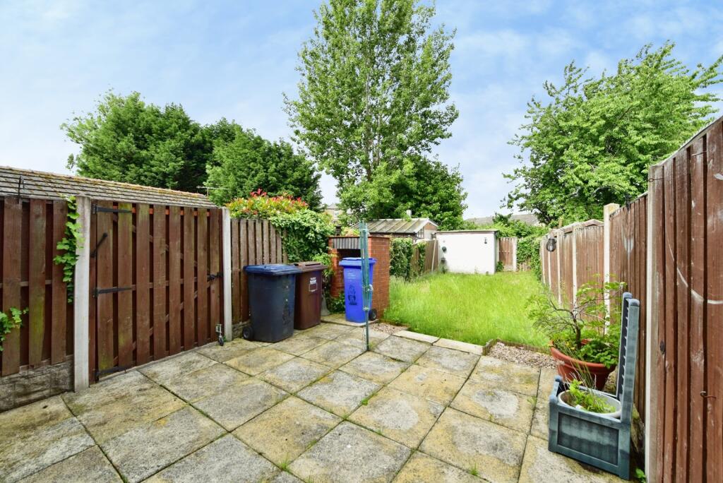 Hall Road, Handsworth, Sheffield, S13 photo 4