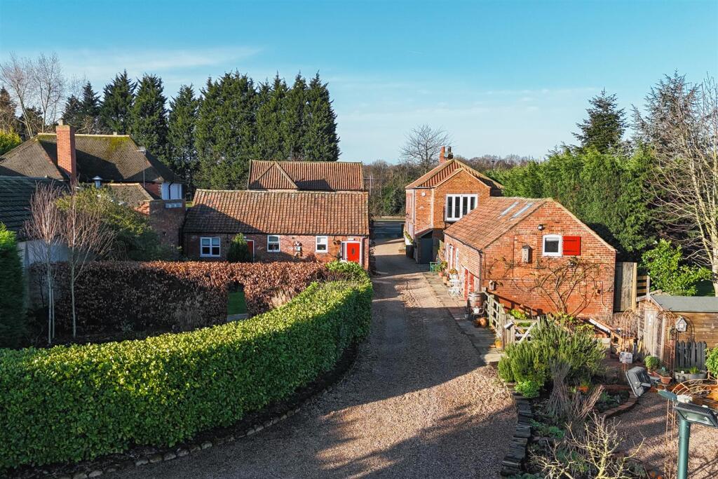 Main image of property: High Street, Austerfield, Doncaster