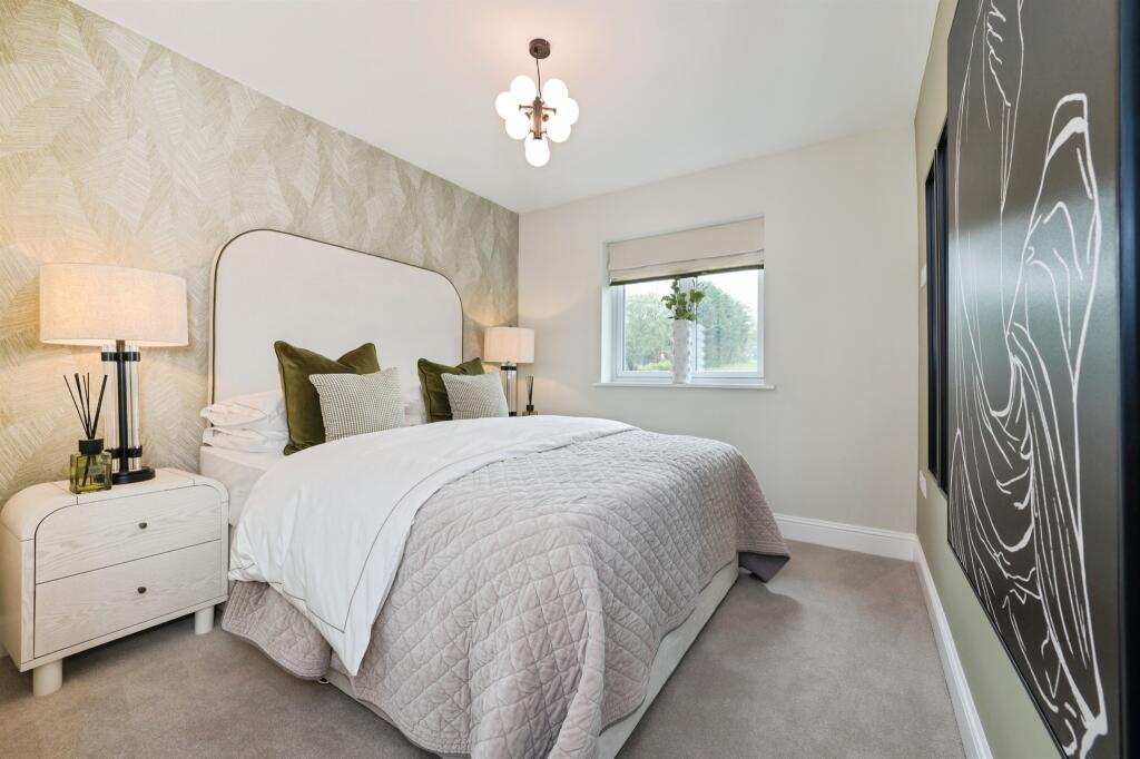 House in Eastleigh - More