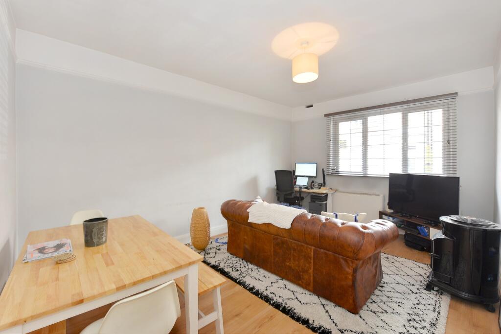 Main image of property: Ranelagh Garden Mansions, Ranelagh Gardens, Hammersmith and Fulham, London, SW6