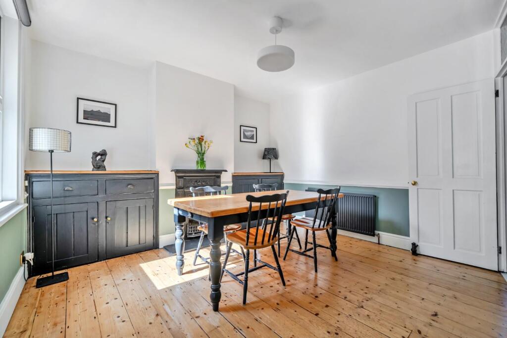 House in Bath - View 5