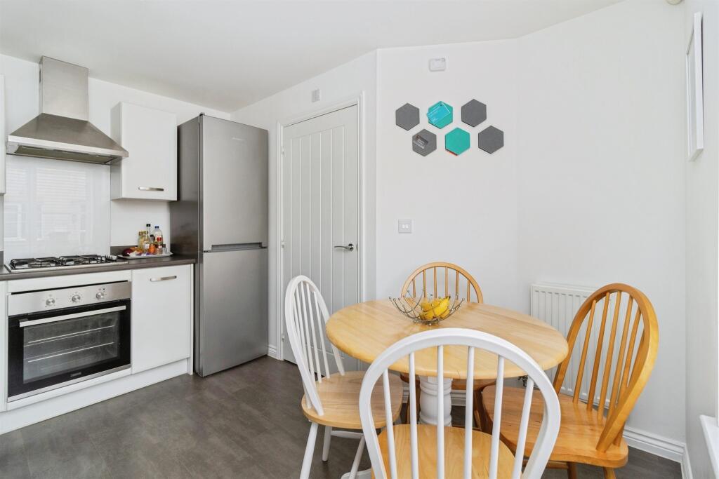 Campion Place, Newton Abbot - Mehr