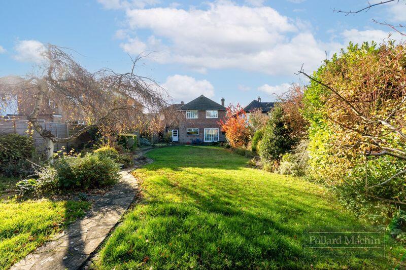 Elmfield Way, Sanderstead photo 2