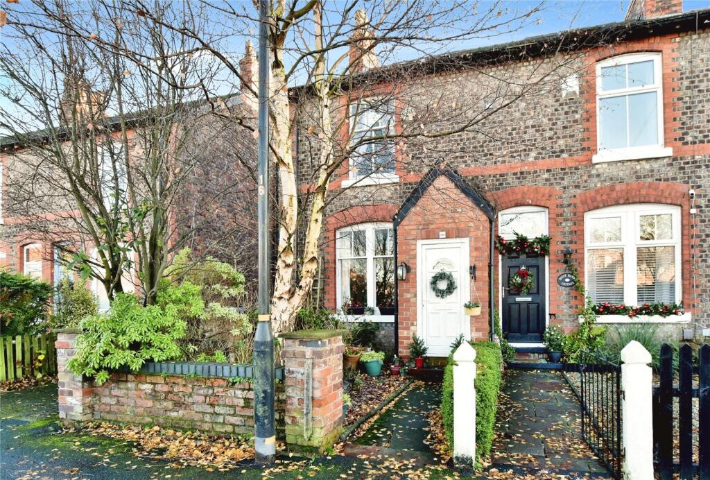Main image of property: Bloomsbury Lane, Timperley, Altrincham, WA15