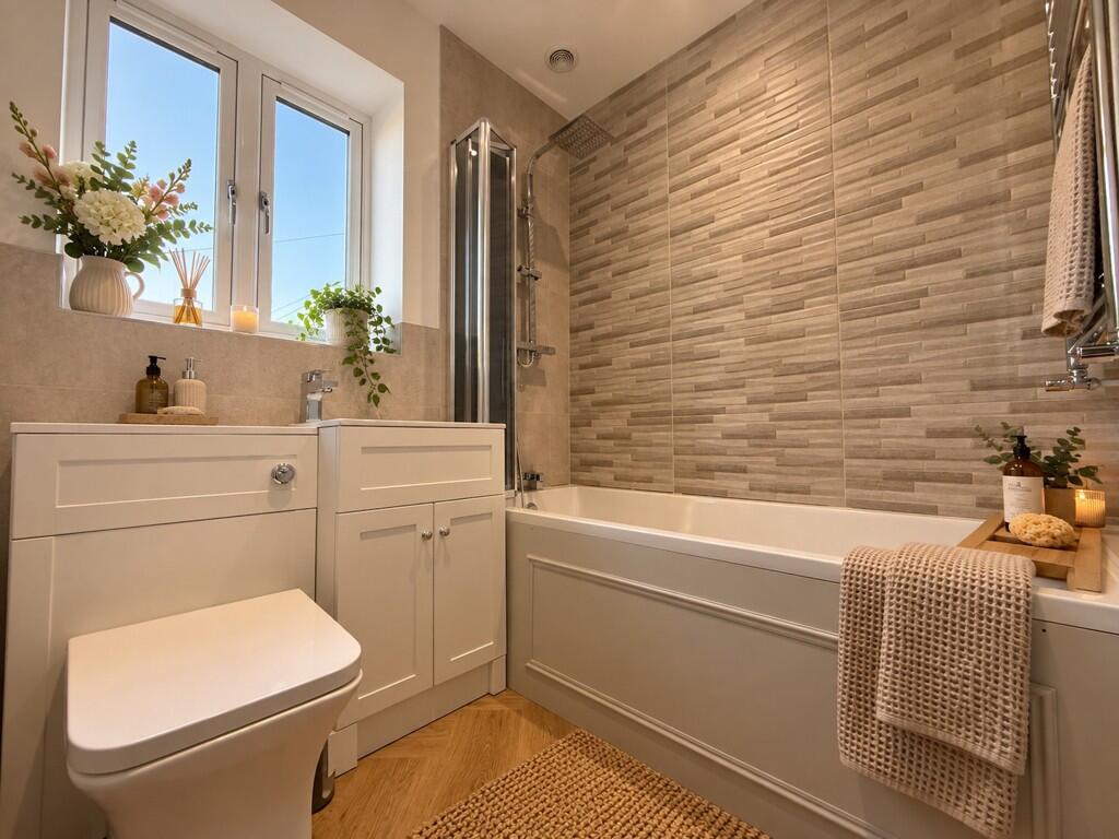 House in Peterborough - View 5