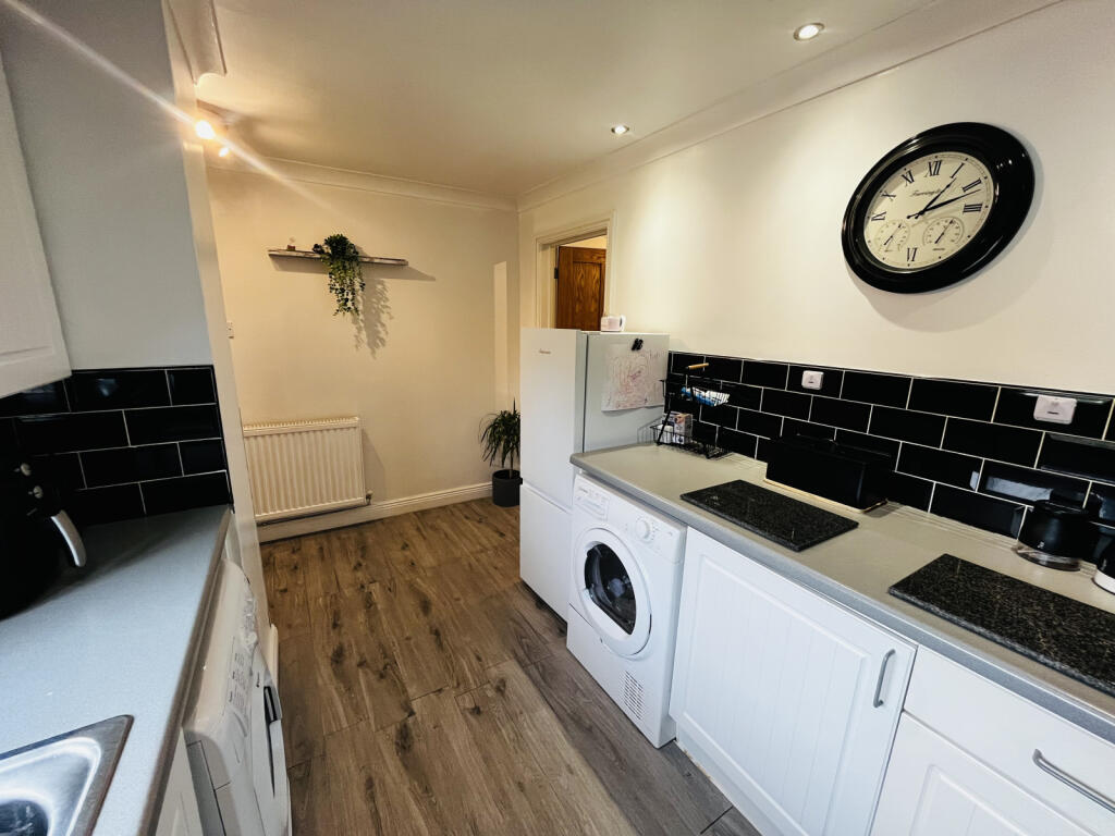 14 Maypole Green, GL15 6HD photo 4