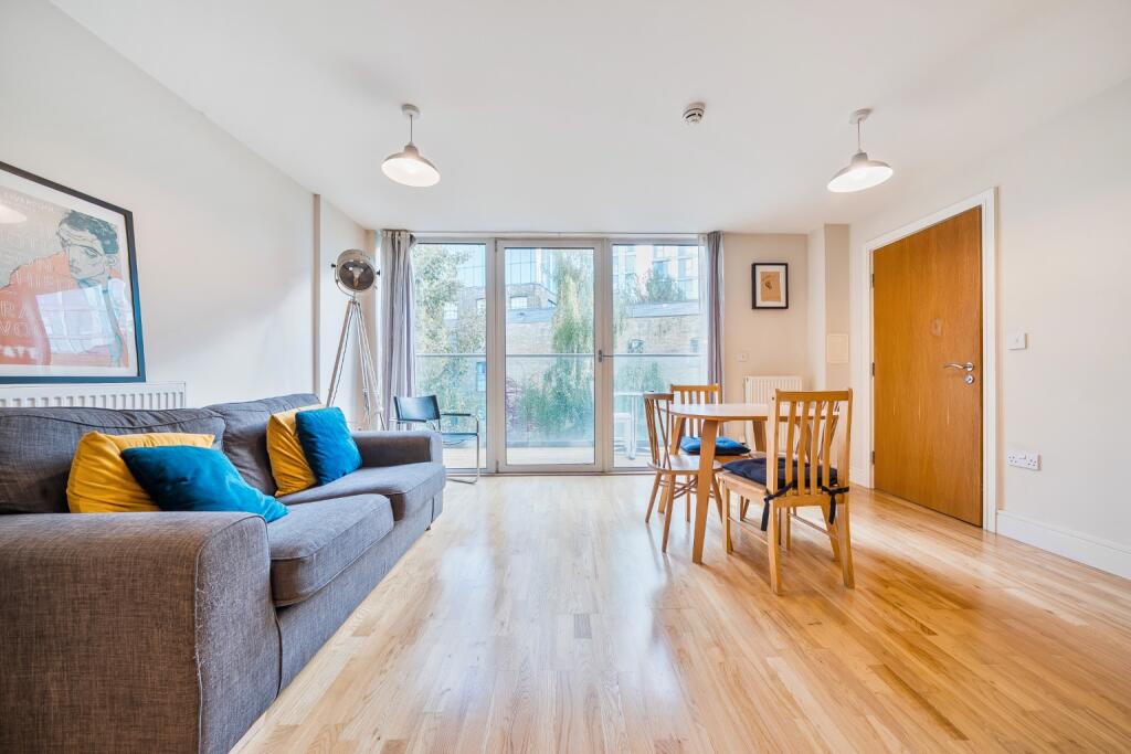 Apartment in London - View 2