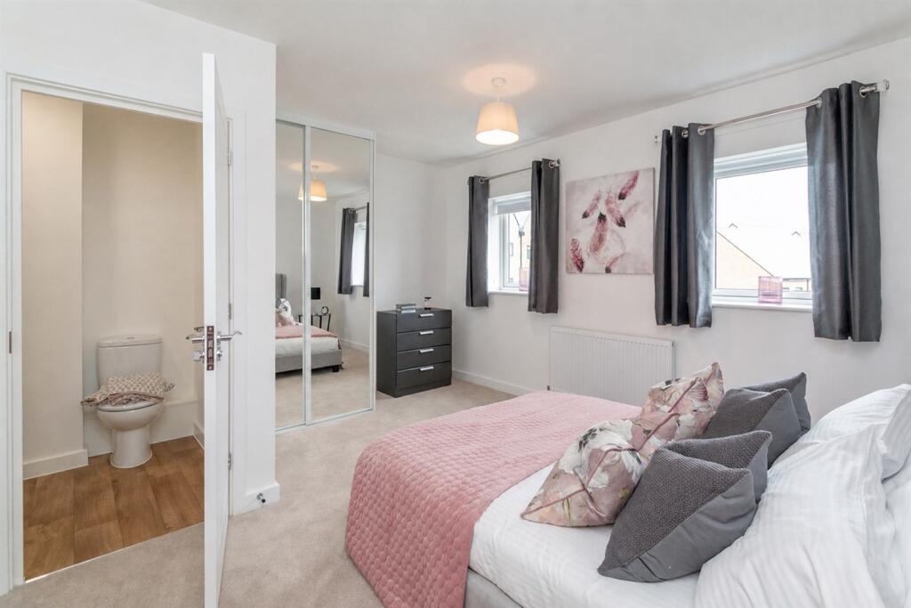 House in Chelmsford - More