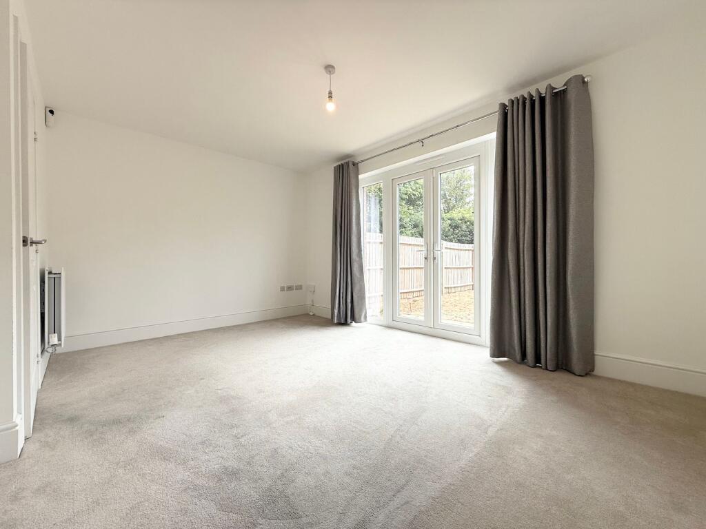 House in Luton - More