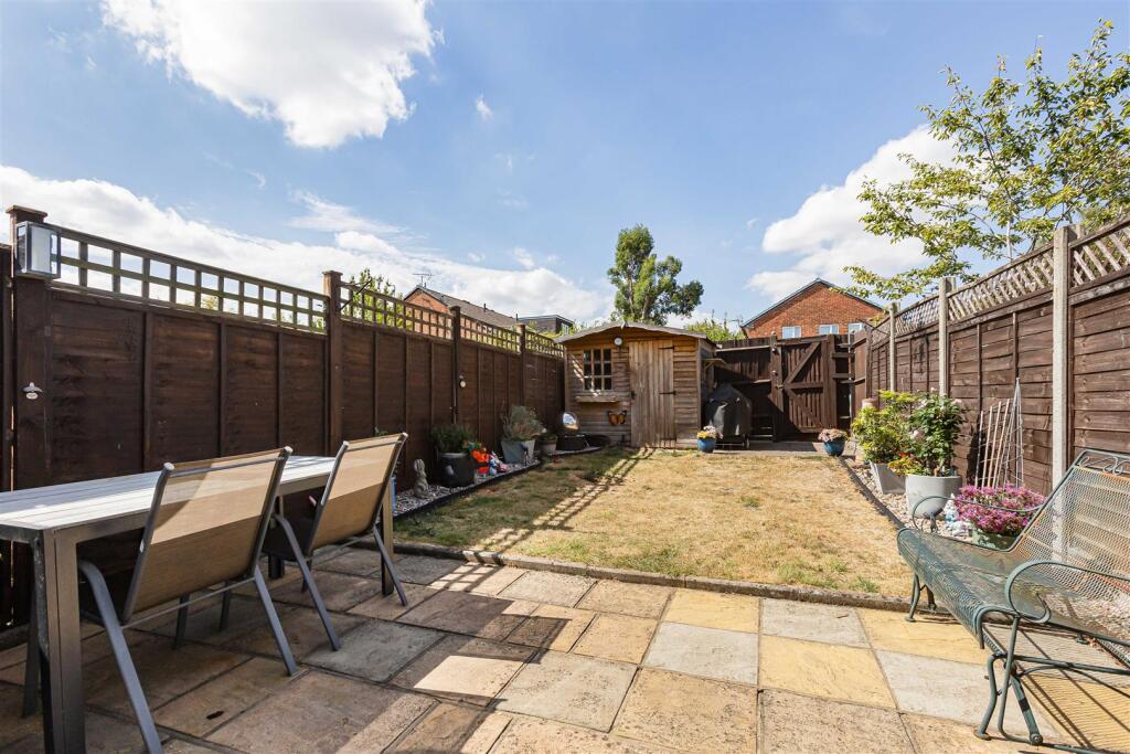 Villiers Crescent, St. Albans photo 4