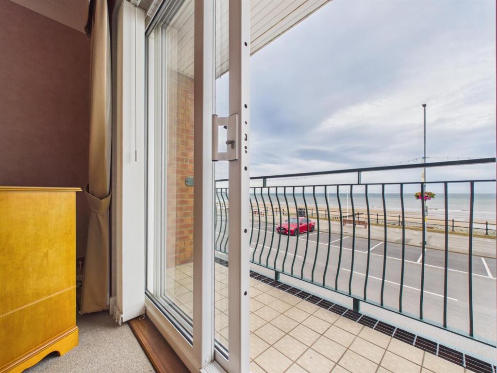 Apartment in York - View 4